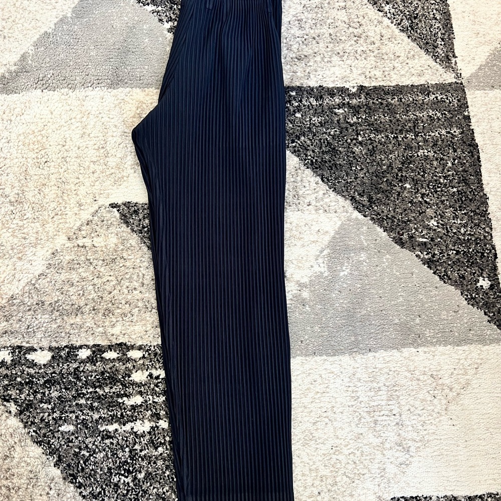 ISSEY MIYAKE PLEATS PLEASE SIZE 3 NAVY BLUE